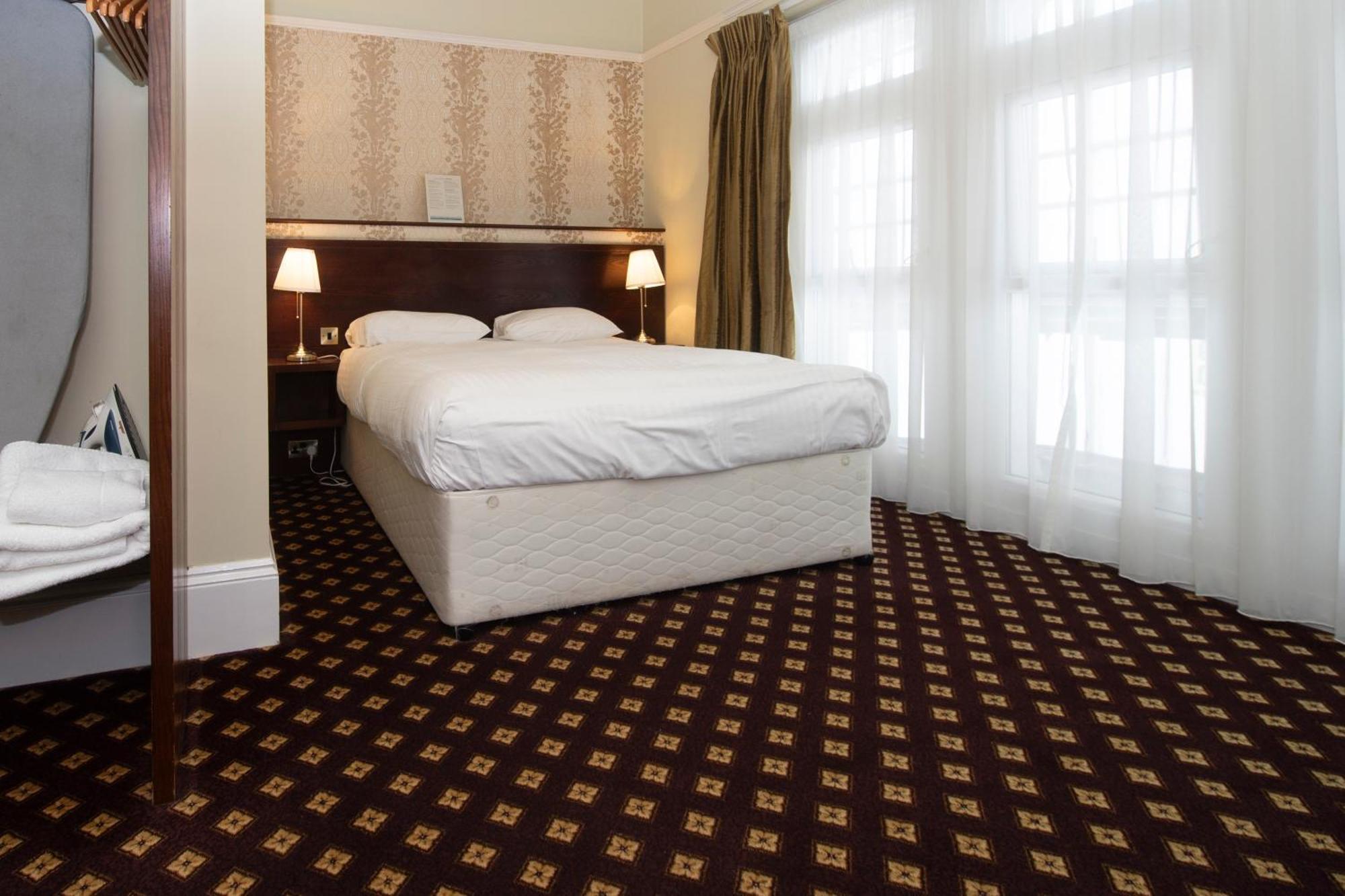 Cabot Court Hotel Wetherspoon Weston-super-Mare Eksteriør billede