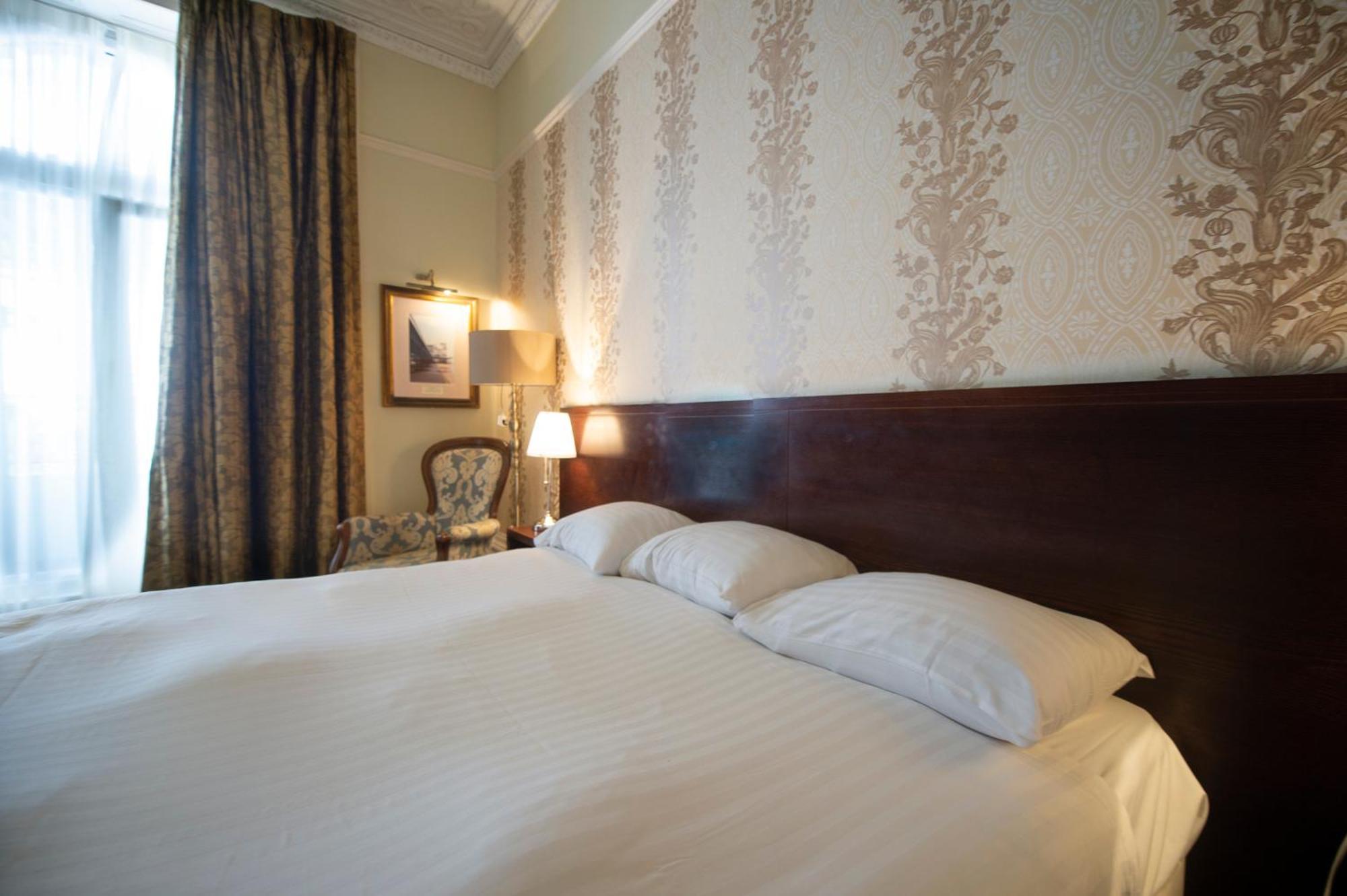 Cabot Court Hotel Wetherspoon Weston-super-Mare Eksteriør billede